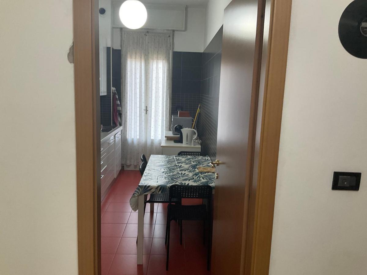 Splendido Appartamento In Zona Fiera A Болонья Экстерьер фото