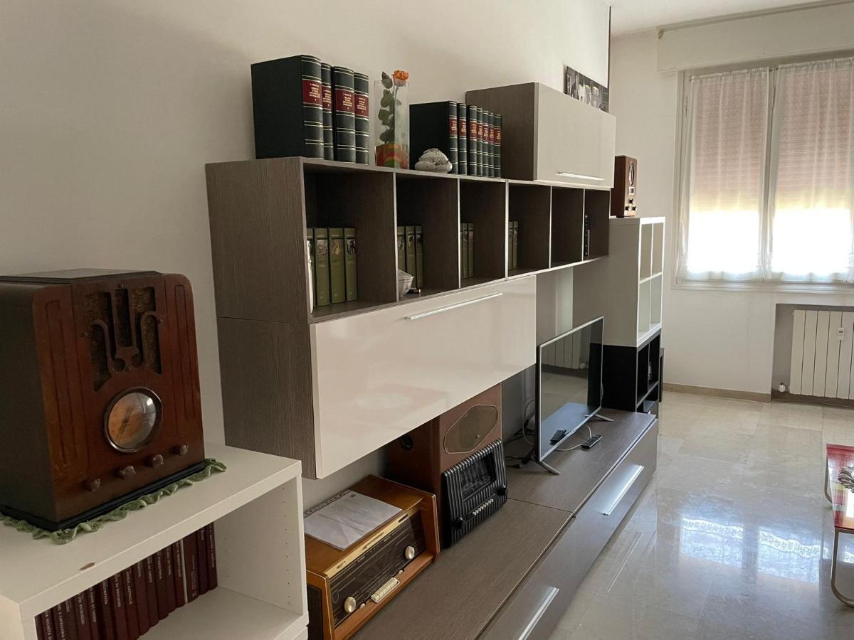 Splendido Appartamento In Zona Fiera A Болонья Экстерьер фото